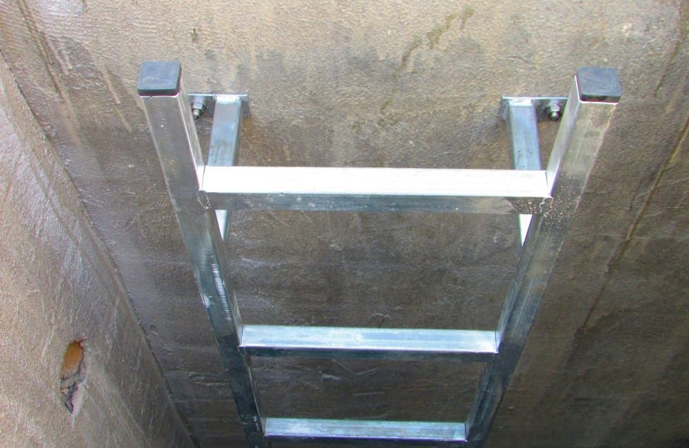 סולם נירוסטה איכותי בייצור אישי