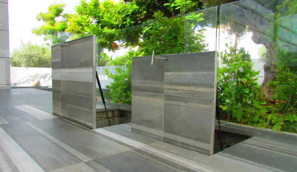 פתרונות לחדרי שירות