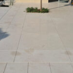 מכסה נסתר לריצוף