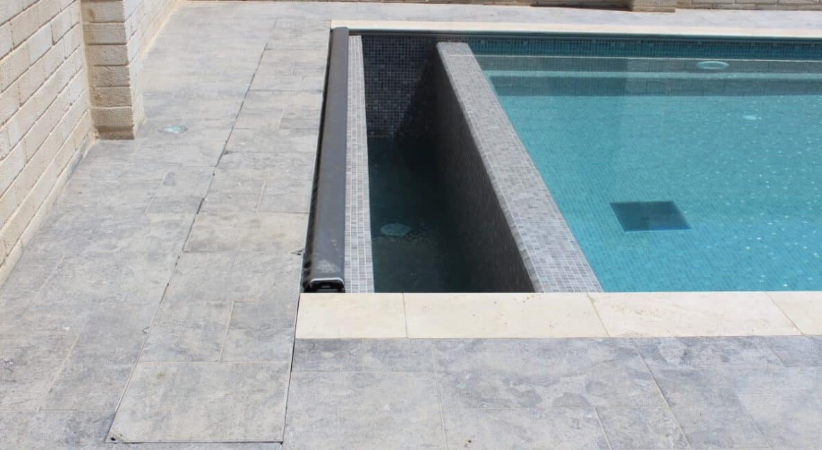 ROL - S = מערכת חיפוי תא גלילה "ברזנט" לבריכת סקימר