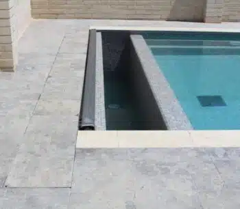 ROL - S = מערכת חיפוי תא גלילה "ברזנט" לבריכת סקימר